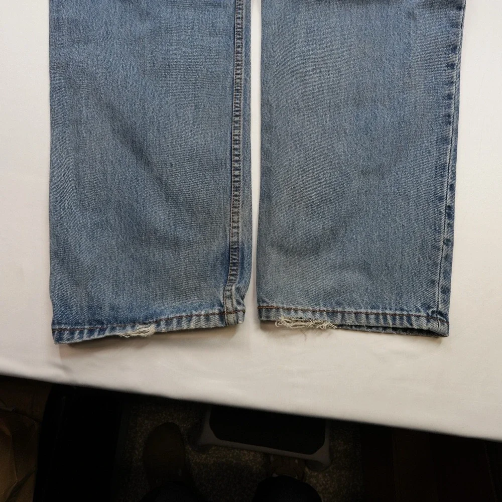 Levi's 550‎ Men's Relaxed Fit Jeans (fits 36x34) Blue Medium Wash Denim Casual